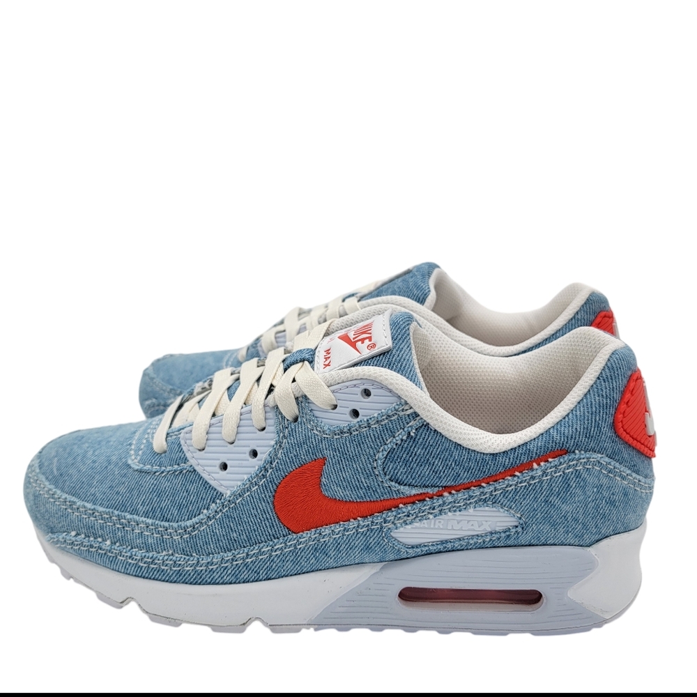 Authentic Nike Air Max 90Denim Light Wash Size 8